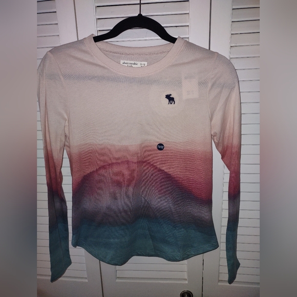 NWT Abercrombie & Fitch Kids Long Sleeve Tie Dye shirt, Girl's Size 11/12 - Picture 2 of 8